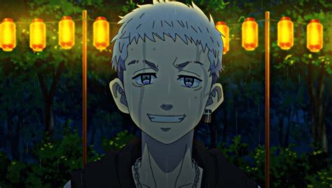 Mitsuya Takashi sedang tersenyum ramah