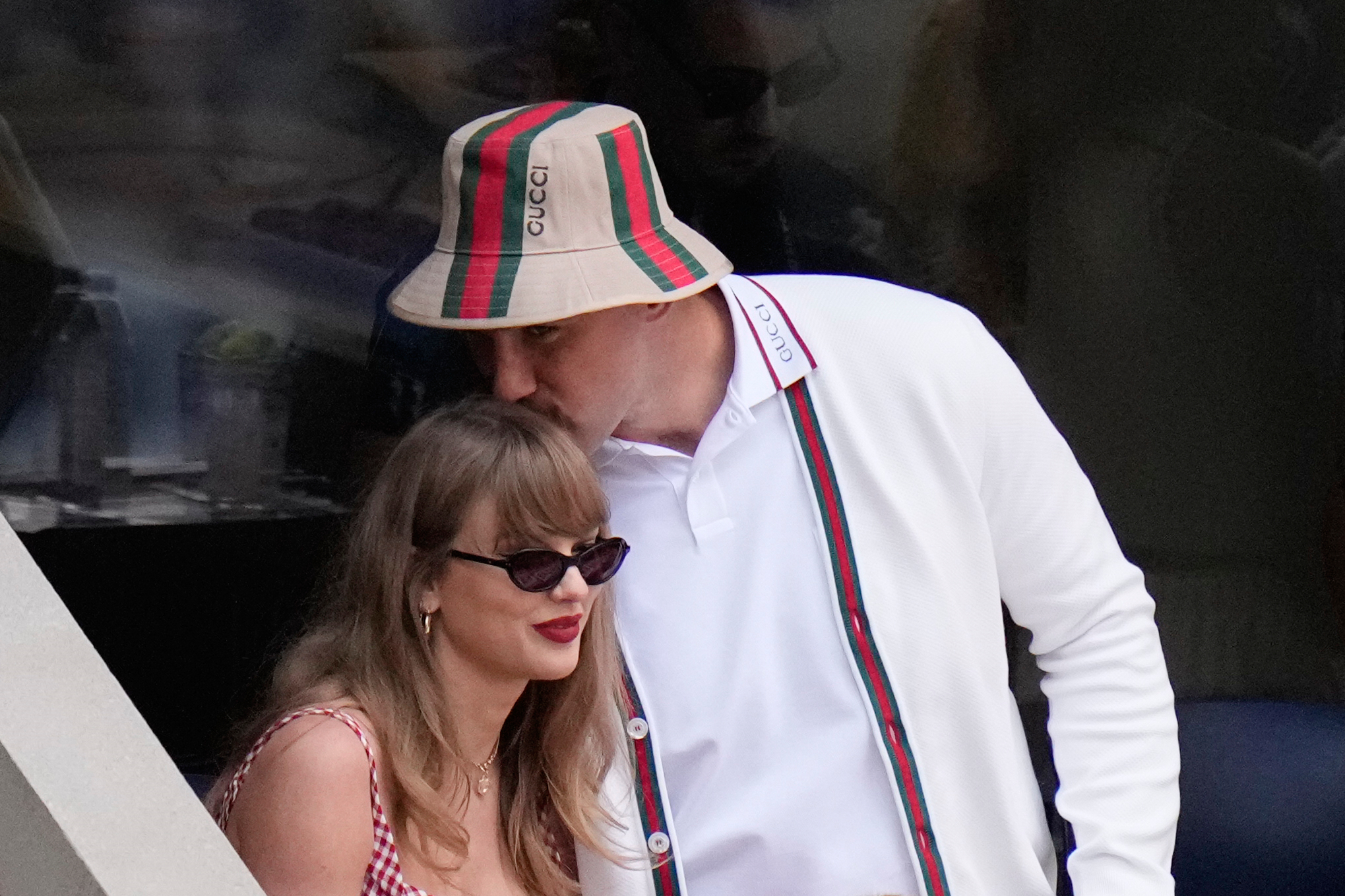 New York tengah digembirakan dengan 'pernikahan abad ini' Taylor Swift dan Travis Kelce - Foto 6.