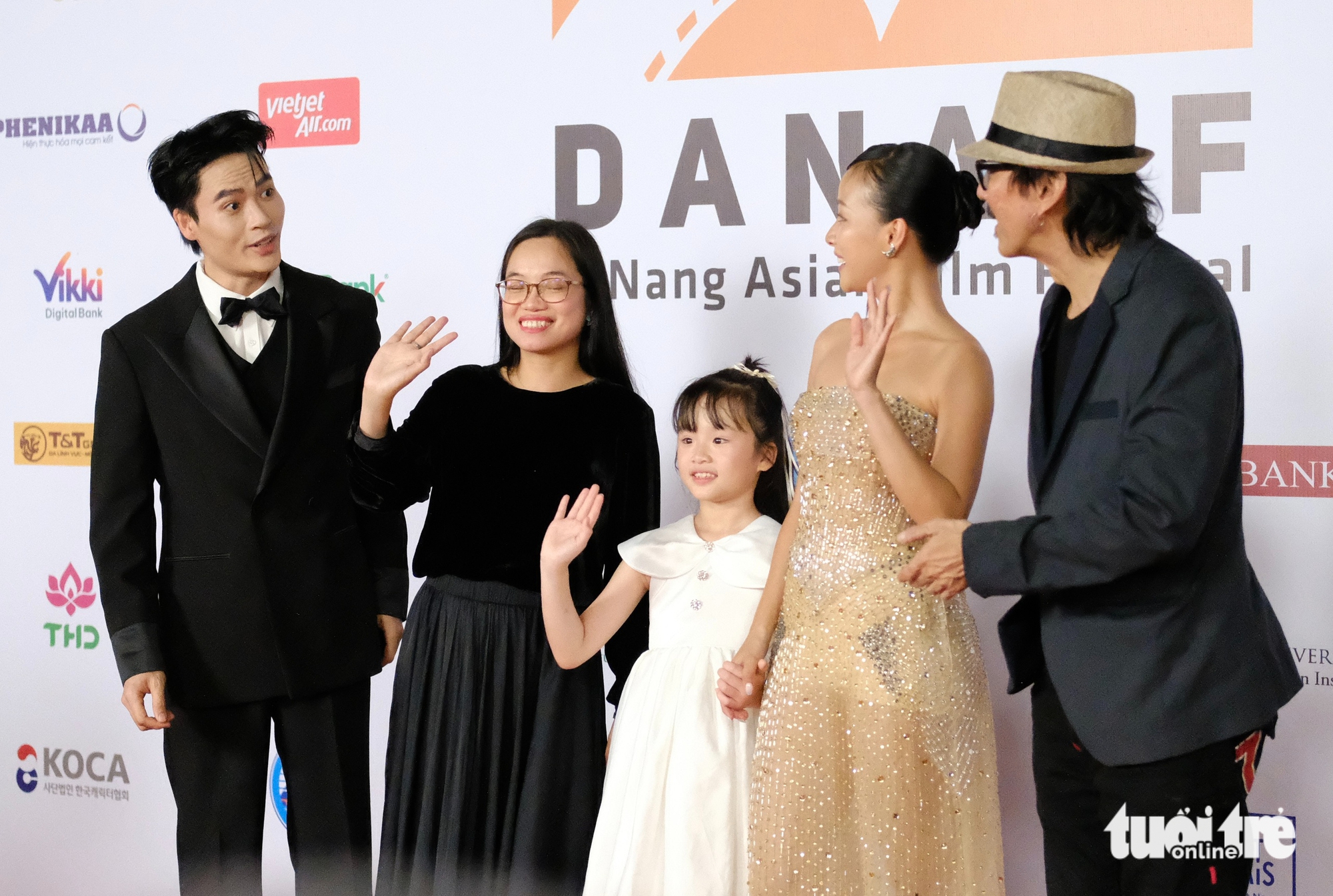 'Ratu Terakhir' Tang Thanh Ha tampak cukup gugup di karpet merah DANAFF - Foto 6.