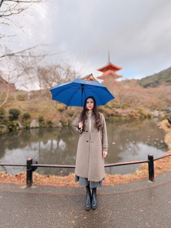 Artis Liburan Tahun Baru di Jepang Artis Liburan Tahun Baru di Jepang