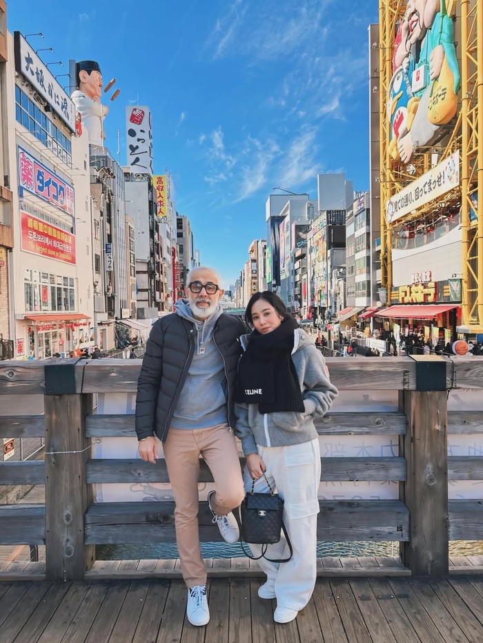 Artis Liburan Tahun Baru di Jepang Artis Liburan Tahun Baru di Jepang