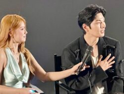 Aktris Lee Yi Kyung mengunjungi Kota Ho Chi Minh dan berinteraksi dengan penggemar wanita, menarik perhatian banyak orang.