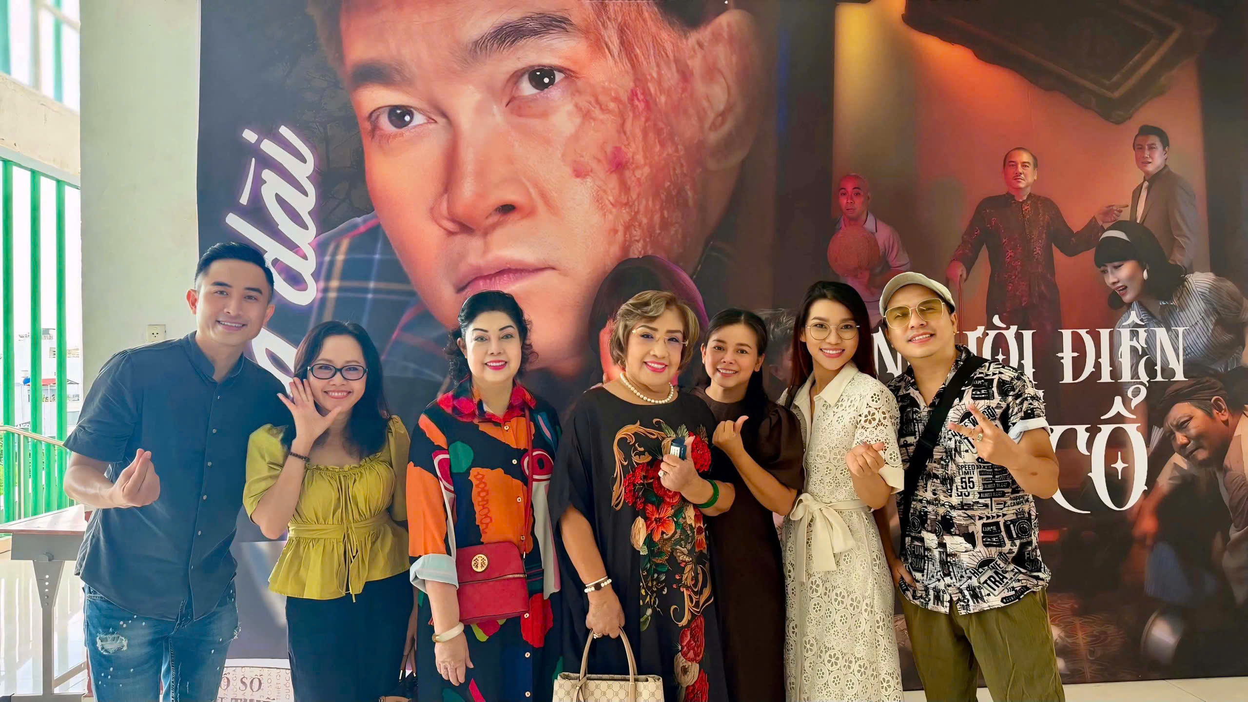 Le Thuy jarang menonton pertunjukan teater, dia melewatkan pertunjukan