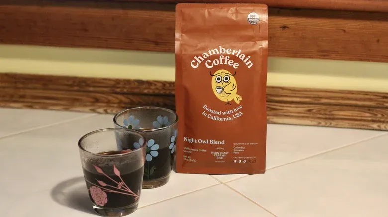 7 Seleb Ini Ternyata Punya Merek Kopi, Bagaimana Rasanya? 7 Seleb Ini Ternyata Punya Merek Kopi, Bagaimana Rasanya?