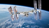 ISS muncul di langit di atas Hanoi malam ini, menawarkan kesempatan langka untuk mengamati Stasiun Luar Angkasa Internasional dengan mata telanjang.