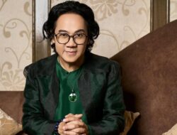 Keputusan mengejutkan dari Seniman Berprestasi Thanh Loc di usia 65 tahun.