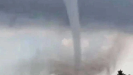Tornado muncul di Hung Yen.