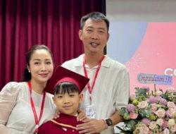 Berita dunia hiburan 24 jam: Artis Berprestasi Oc Thanh Van bereaksi ketika putranya menyebut nama ayahnya, bintang pria mengunggah foto Uyen An dan NEGAV.