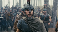 Christopher Nolan angkat bicara di tengah kontroversi seputar 'The Odyssey'.