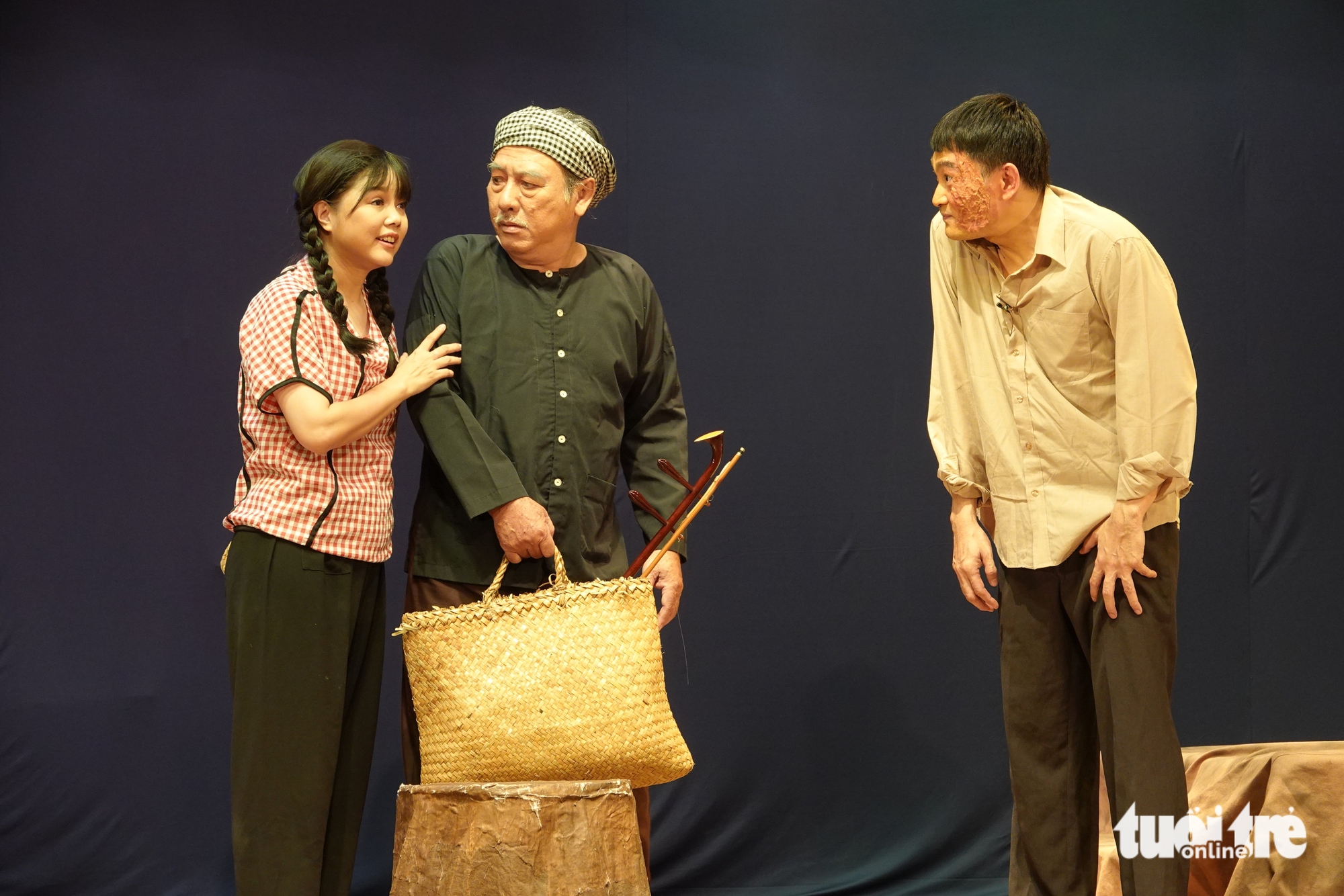 Le Thuy jarang menonton pertunjukan teater, dia melewatkan pertunjukan