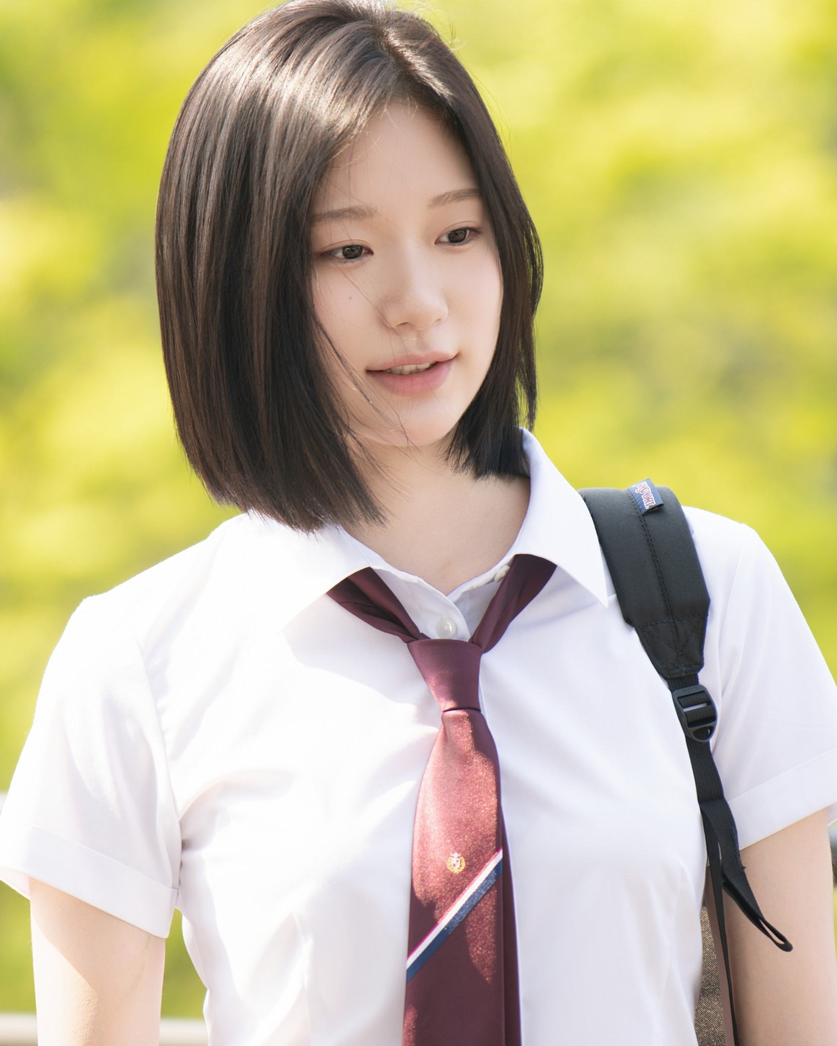 Aktris pendatang baru Jo Seung-hee membuat sensasi dengan penampilannya yang seperti siswi sekolah - Foto 1.