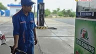 23 Juli: Harga bahan bakar naik tajam.
