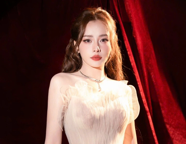 Chi Pu adalah satu-satunya artis Vietnam yang menghadiri Weibo Gala 2026 - Foto 1.