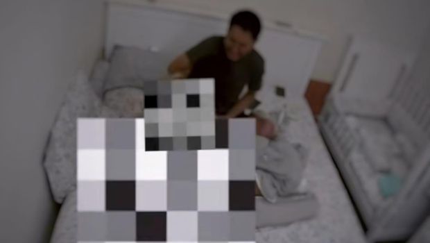 Tangkapan layar video CCTV suami KDRT selebgram Cut Intan Nabila. Tangkapan layar video CCTV suami KDRT selebgram Cut Intan Nabila.