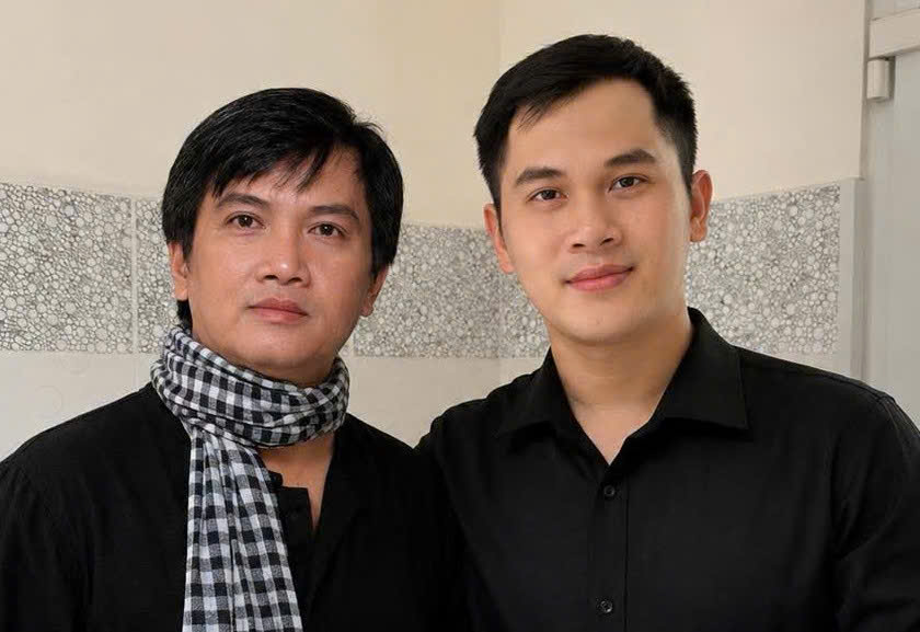 Luong Vi, putra dari seniman Chieu Hung, memasuki babak seleksi kompetisi Lonceng Emas Musik Tradisional Vietnam 2026 - Foto 1.