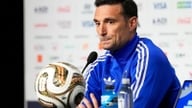 Pelatih Lionel Scaloni menangis tersedu-sedu, menimbulkan kekhawatiran tentang masa depan Argentina.