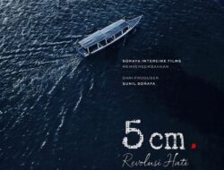 Cut Keke dan Diana Pungky berperan di film “5 cm: Revolusi Hati”