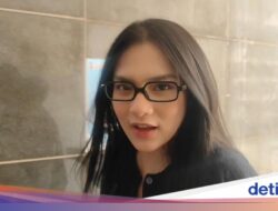 Davina Karamoy Terima Umrah dengan Hanania Travel: Banyak Berangkatkan Artis